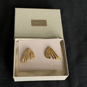 Avon Gold-Tone Winged Earrings